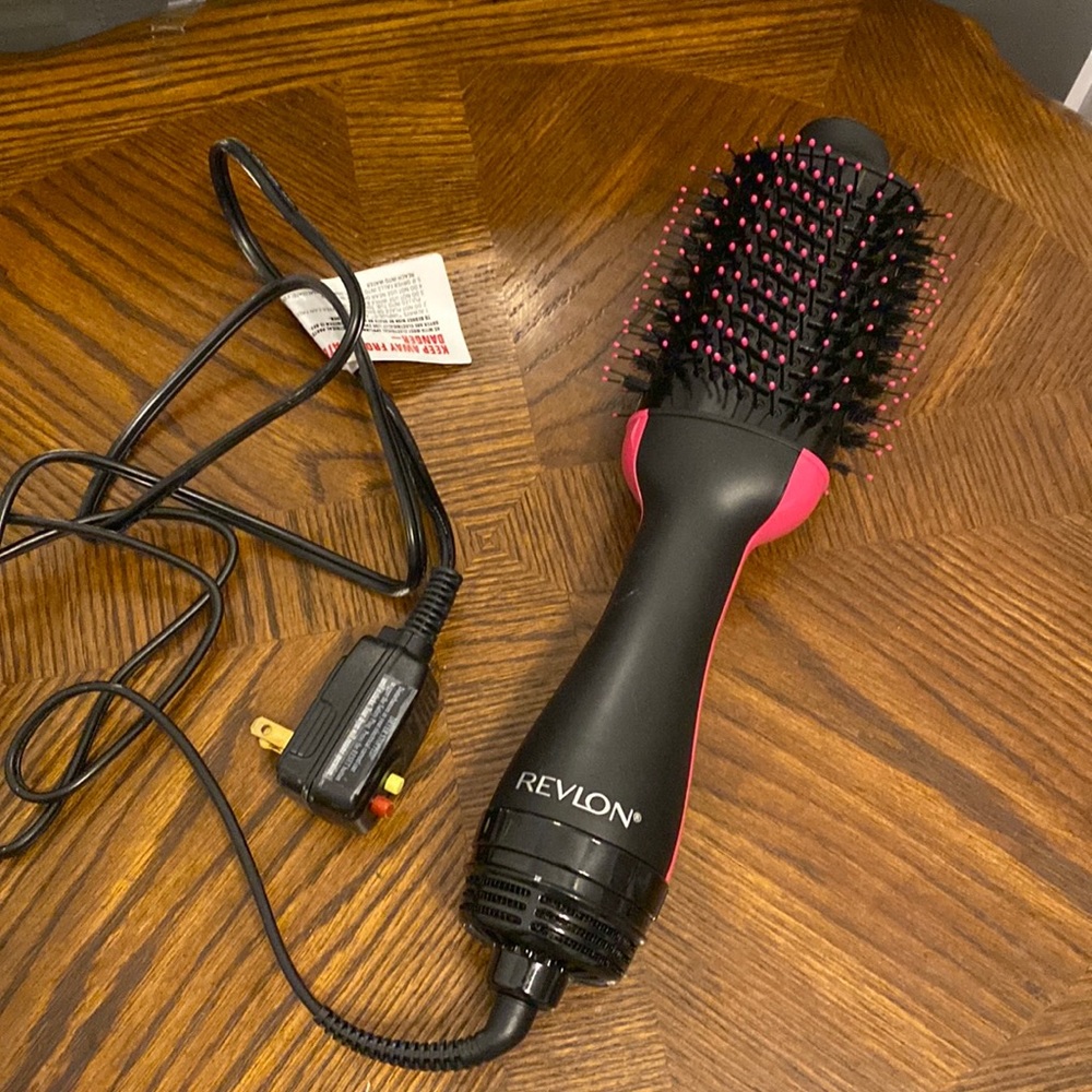 Revlon one step hair dryer